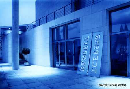 9b-image_0032-a.jpg, 151kB
